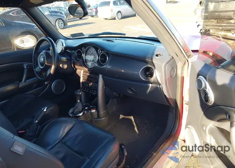 2005 Mini Cooper S from USA, damaged, VIN WMWRH33495TK55264